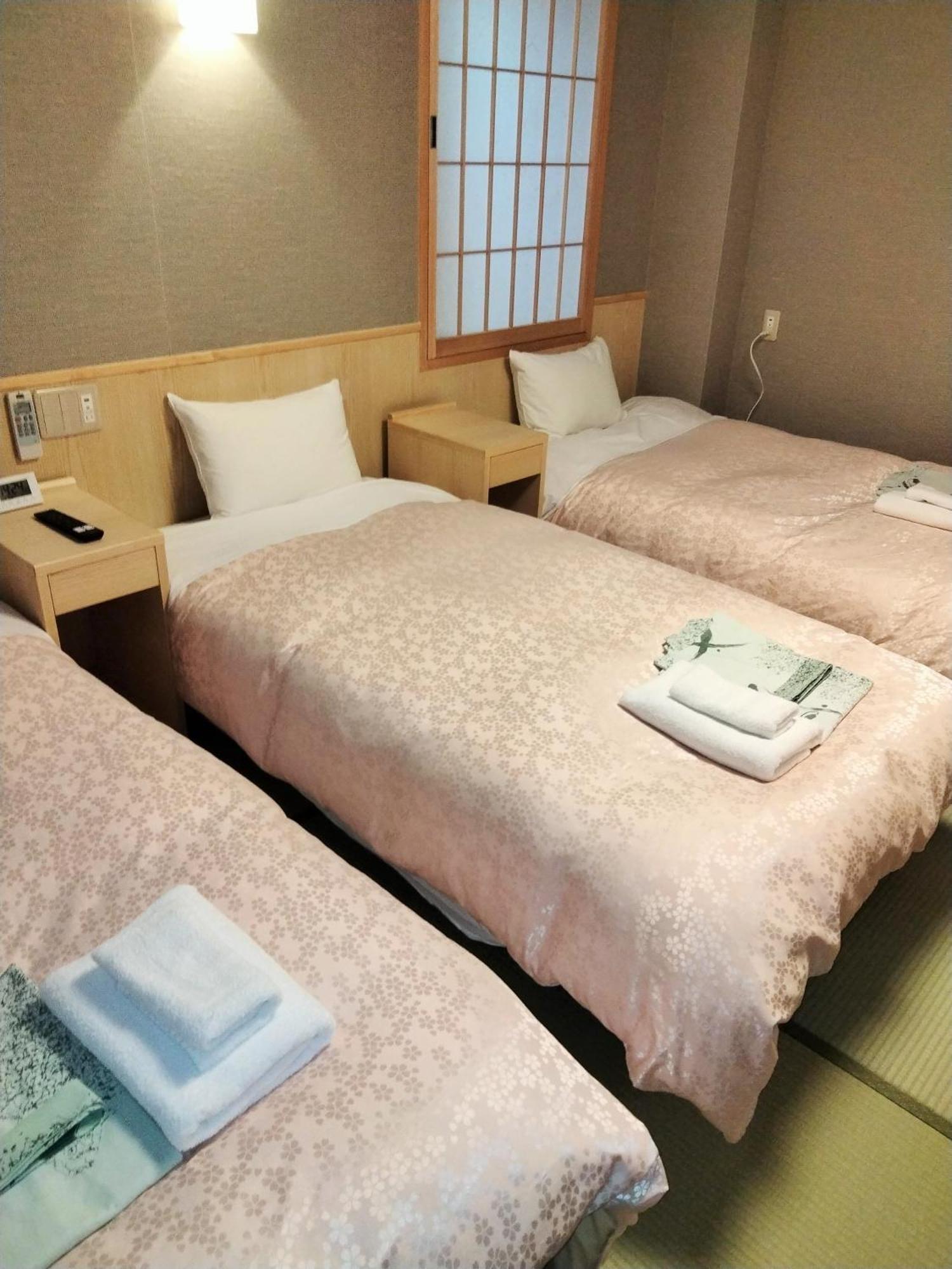 Hotel Hanakomichi Нара Экстерьер фото